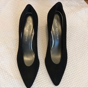 NWT Stuart Weizmann Black Suede Pump with Chain Heel